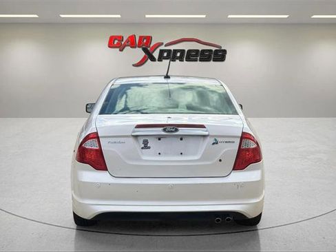 Used 2011 Ford Fusion Hybrid image 9