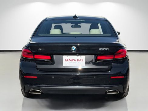 Used 2023 BMW 530i xDrive w/ Premium Package AWD/4WD image 4