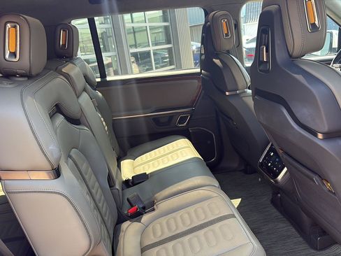 Used 2024 Rivian R1S Adventure AWD/4WD image 24