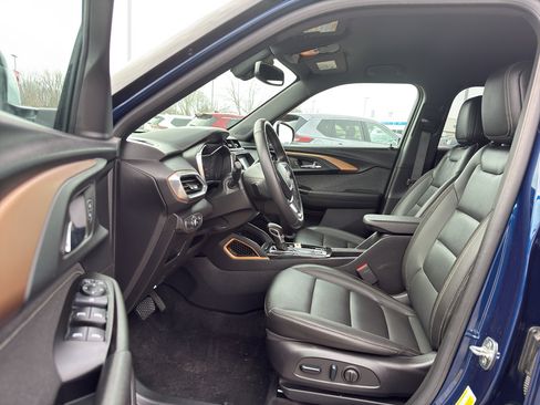 Used 2023 Chevrolet TrailBlazer ACTIV w/ Convenience Package image 12