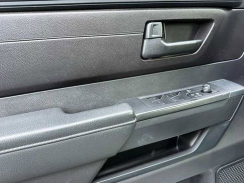 Used 2022 Toyota Tundra SR image 9