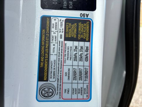 Used 2026 Kia Carnival FWD image 27