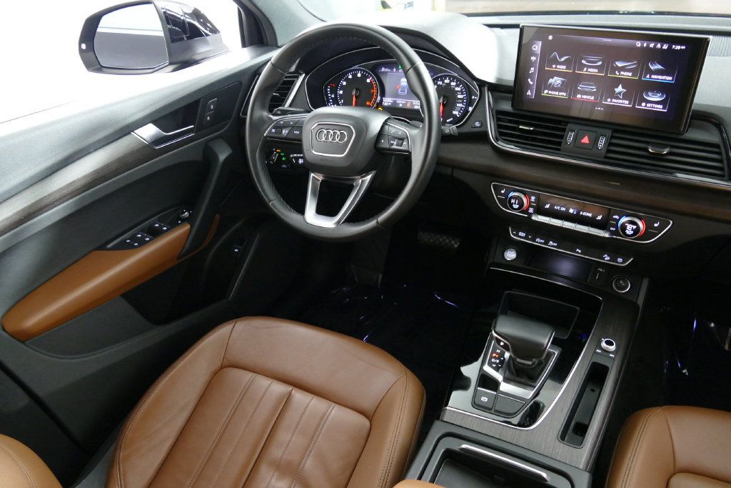 Used 2021 Audi Q5 2.0T Premium AWD/4WD image 25