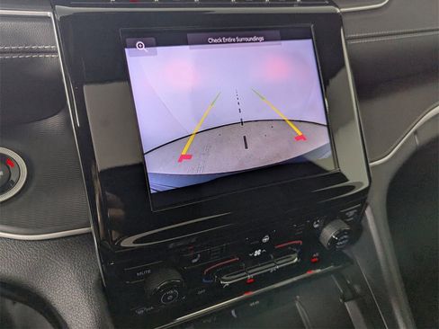 New 2025 Jeep Grand Cherokee Laredo X w/ Luxury Tech Group I image 27