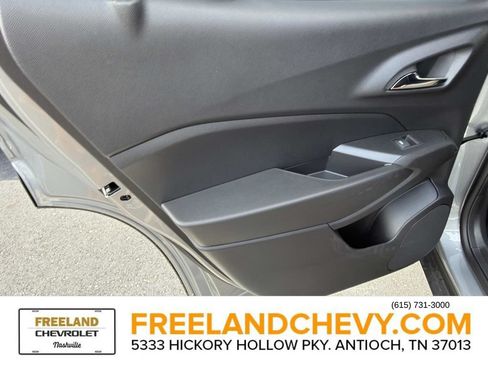 New 2026 Chevrolet Trax RS w/ Sunroof Package FWD image 11