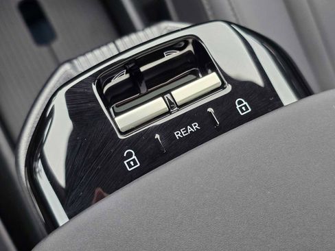 New 2026 Volvo EX30 Ultra image 28