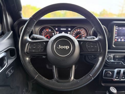 Used 2020 Jeep Wrangler Sport image 25