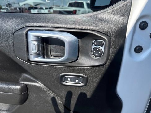 Used 2023 Jeep Wrangler Sport AWD/4WD image 18