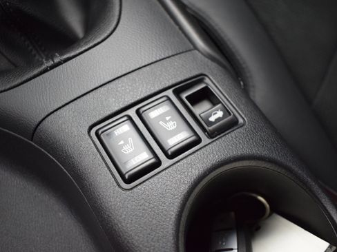 Used 2023 Nissan Z w/ Floor Mat Package (L93) RWD image 23