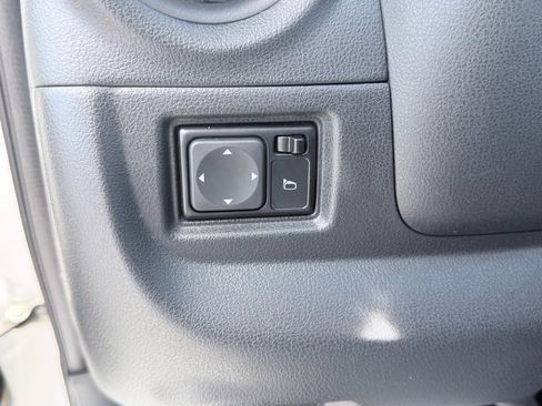 Used 2016 Nissan Versa S image 11