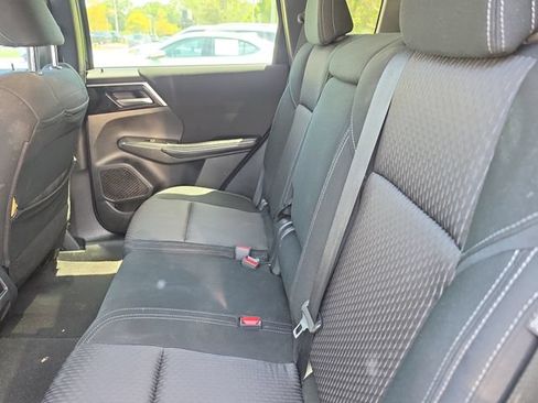 Used 2022 Mitsubishi Outlander ES AWD/4WD image 6