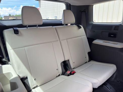 Used 2024 Hyundai Santa Fe SEL FWD image 34