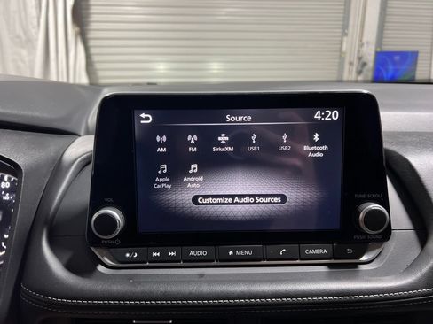 Used 2025 Nissan Rogue SV FWD image 29