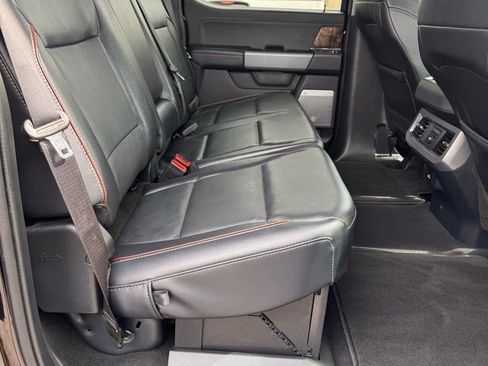 Used 2024 Ford F250 Lariat AWD/4WD image 16