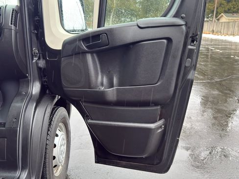 Used 2022 RAM ProMaster 2500 image 28