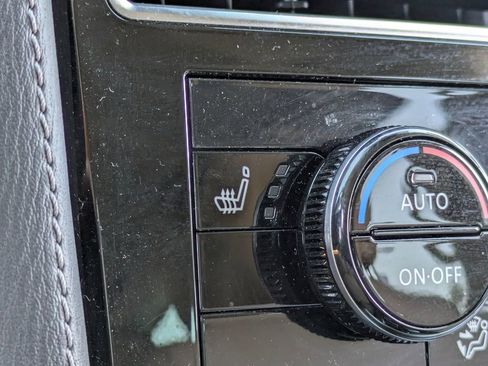 Used 2023 Nissan Armada SL RWD image 26
