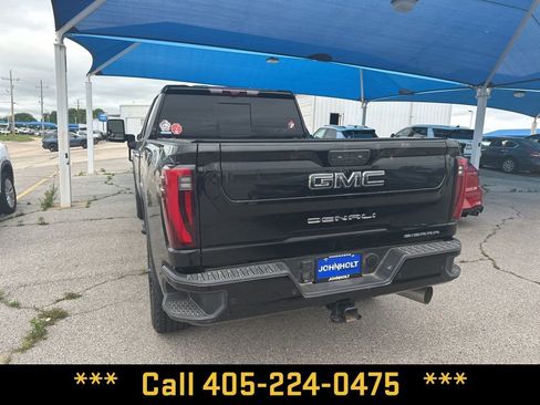 Used 2024 GMC Sierra 2500 Denali Ultimate AWD/4WD image 5