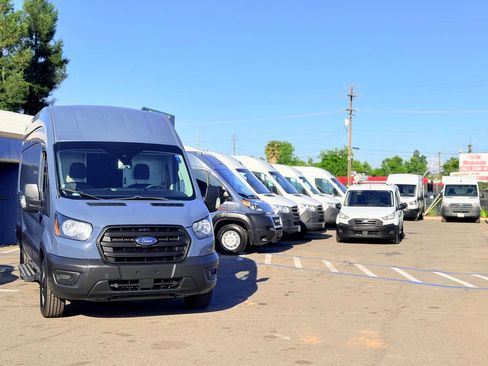 Used 2020 Ford Transit 250 148 High Roof Extended RWD image 1