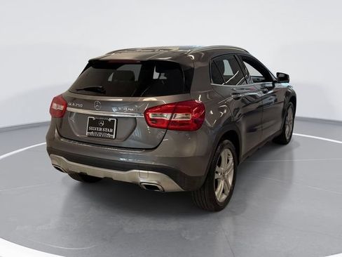 Used 2018 Mercedes-Benz GLA 250 4MATIC w/ Premium Package image 4
