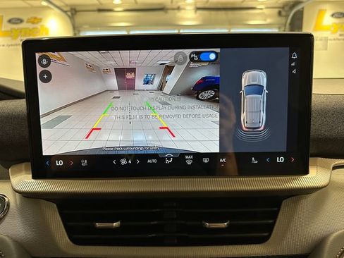New 2026 Ford Explorer Active AWD/4WD image 5