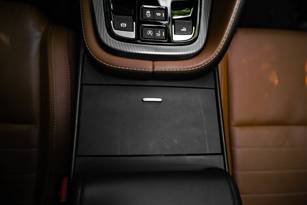 Used 2019 Jaguar F-TYPE Convertible AWD image 26