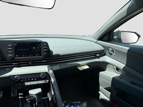 New 2026 Hyundai Elantra SEL Sport Premium FWD image 24