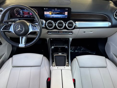 Certified 2024 Mercedes-Benz GLB 250 4MATIC image 15