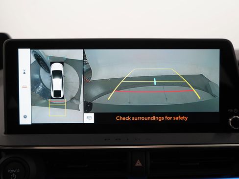 Used 2025 Toyota Prius Limited w/ Limited Premium Package image 24