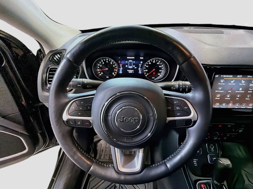 Used 2018 Jeep Compass Limited w/ Navigation Group AWD/4WD image 12