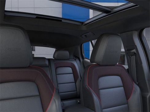 New 2025 Chevrolet Equinox EV RS image 24