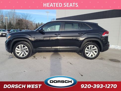 Used 2021 Volkswagen Atlas Cross Sport SE image 3