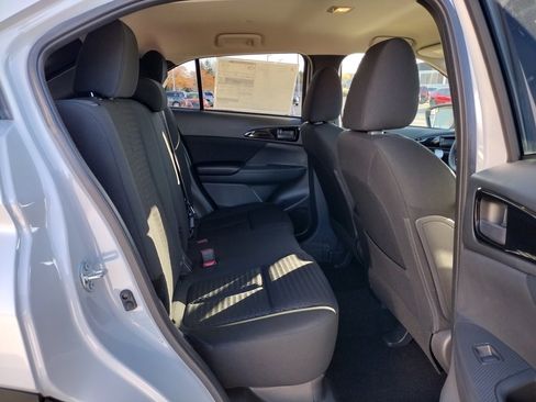 New 2026 Mitsubishi Eclipse Cross ES image 9