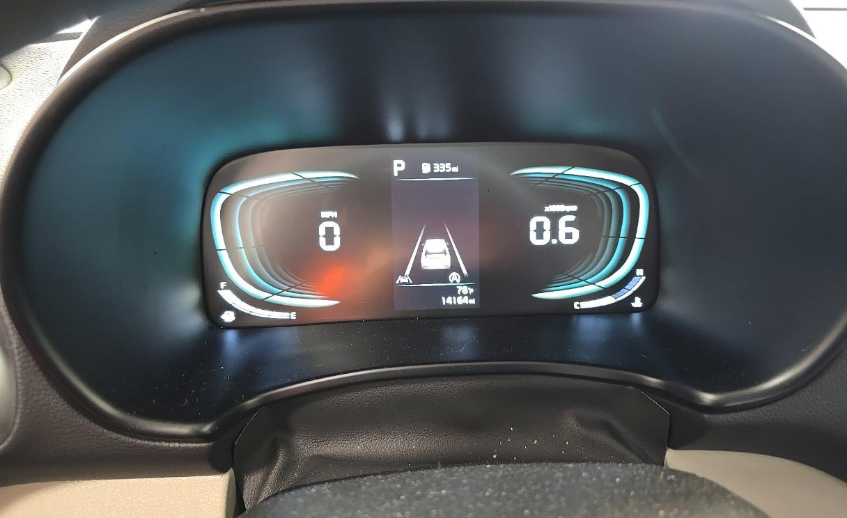 Certified 2025 Kia Soul LX w/ LX Technology Package FWD image 13