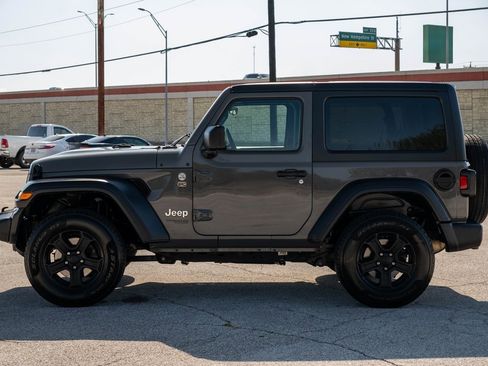 Used 2020 Jeep Wrangler Sport image 4