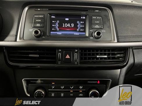 Used 2017 Kia Optima LX FWD image 9