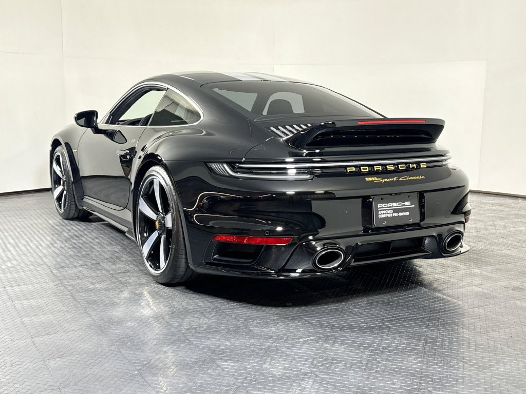 Certified 2023 Porsche 911 Sport Classic RWD image 3