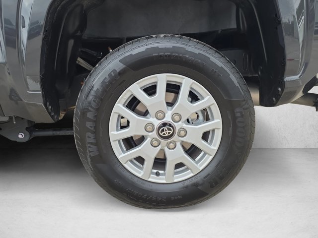 Used 2026 Toyota Tacoma SR5 RWD image 22