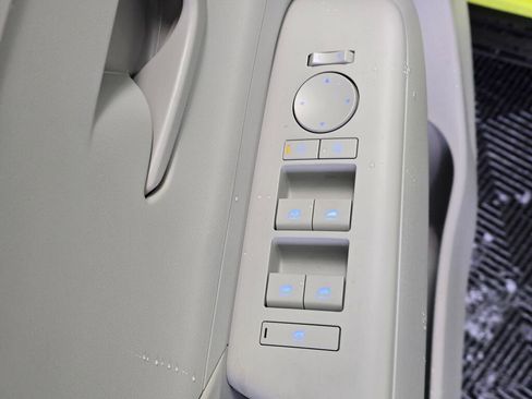 New 2026 Hyundai Kona SE image 22