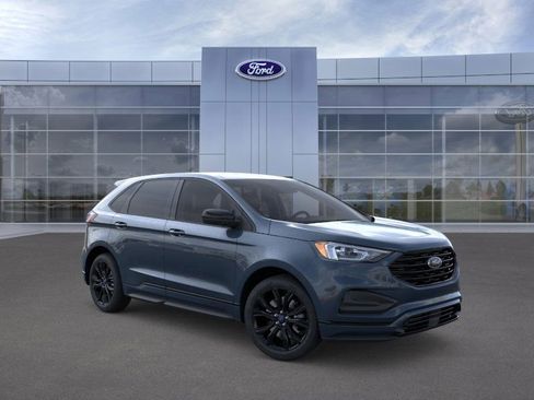 New 2024 Ford Edge SE w/ Black Appearance Package image 7