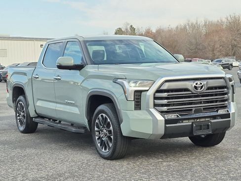 Used 2024 Toyota Tundra Limited image 3