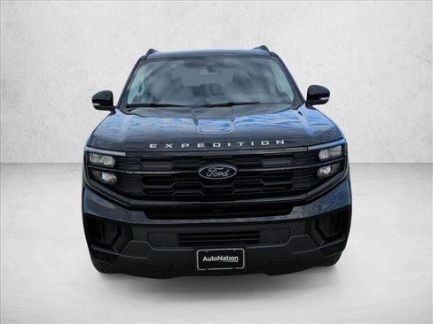 New 2026 Ford Expedition Active image 5