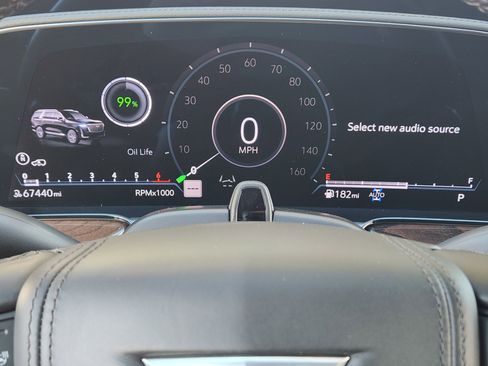 Used 2022 Cadillac Escalade Sport Platinum image 16