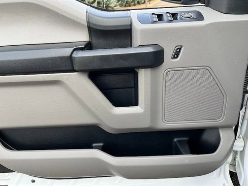 Used 2015 Ford F150 XL w/ Equipment Group 101A Mid image 6