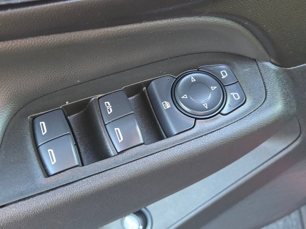 Certified 2024 Chevrolet Equinox LT FWD image 25