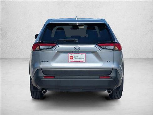 Used 2025 Toyota RAV4 LE FWD image 7