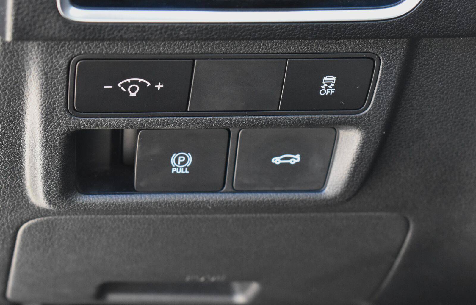 Used 2025 Hyundai Sonata SEL FWD image 24