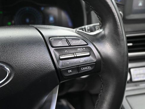 Used 2021 Hyundai Kona Limited w/ Cargo Package image 22