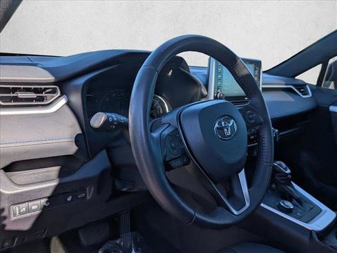 Used 2020 Toyota RAV4 XSE image 8