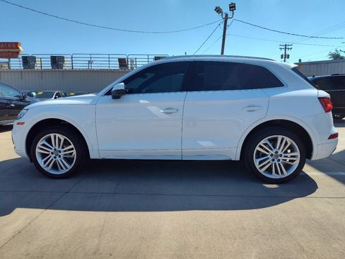 Used 2018 Audi Q5 Prestige w/ Prestige Package image 8