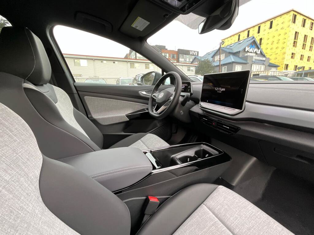 New 2026 Volkswagen ID.4 Pro AWD/4WD image 18